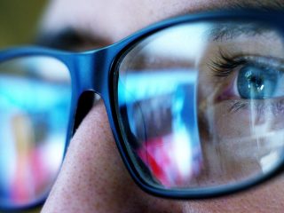 3 Top Tips to Boost Eye Health With Proper Home Lighting